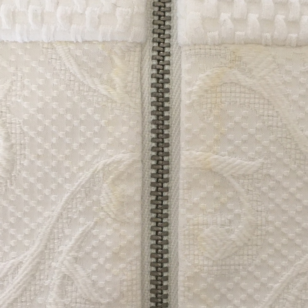 Sleeveless white dress - Picture 6 of 8